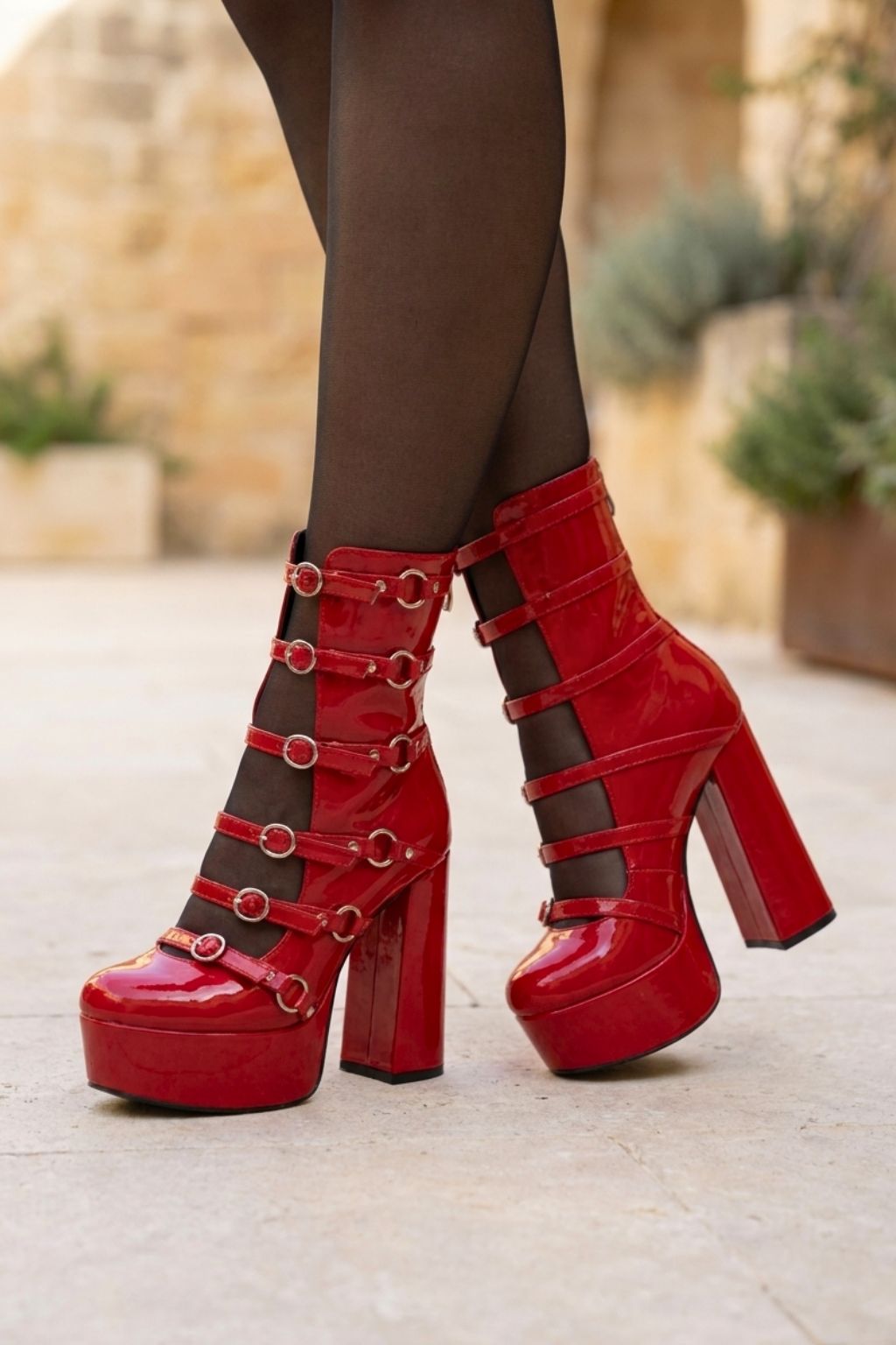 Red – Onceuponaheel