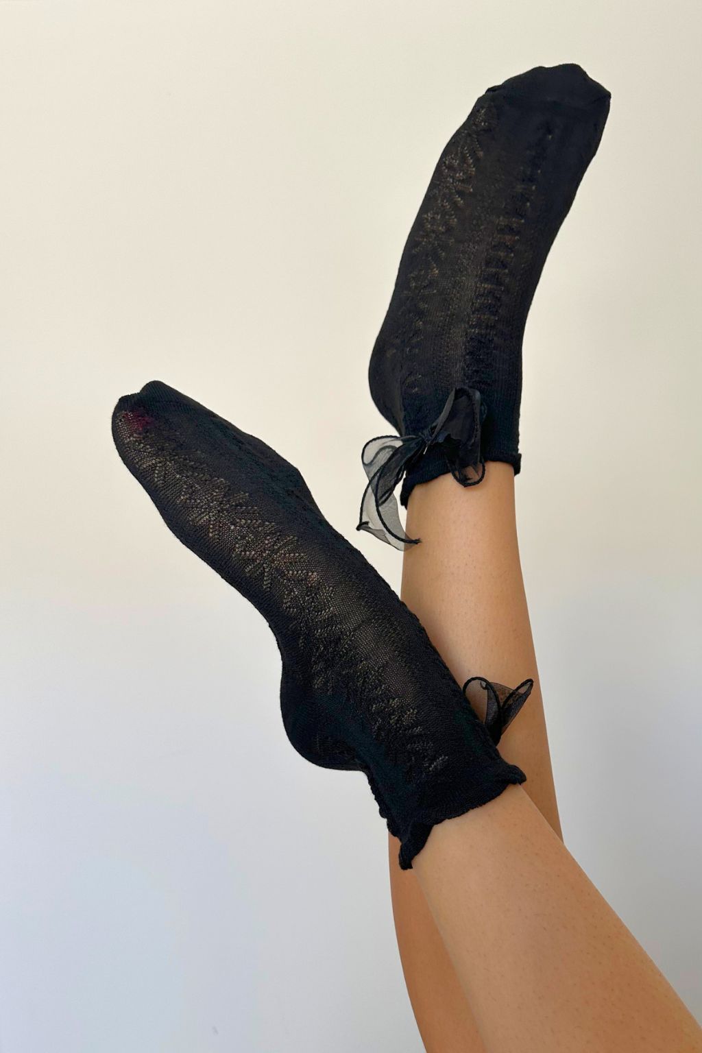 Glass Slipper Socks (Black)